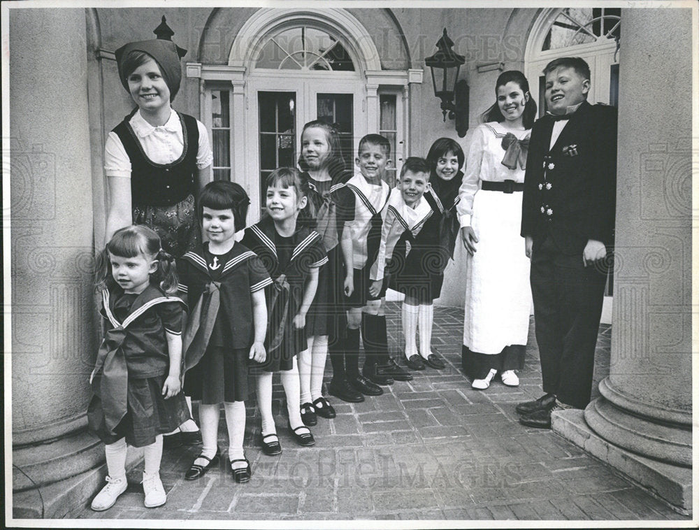1989 Press Photo William Diss Family Sound Of Music - Historic Images