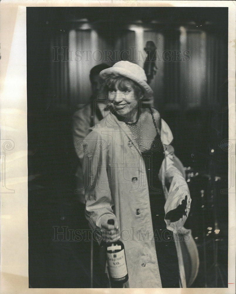 1970 Press Photo Jerri Cox Comedienne - Historic Images