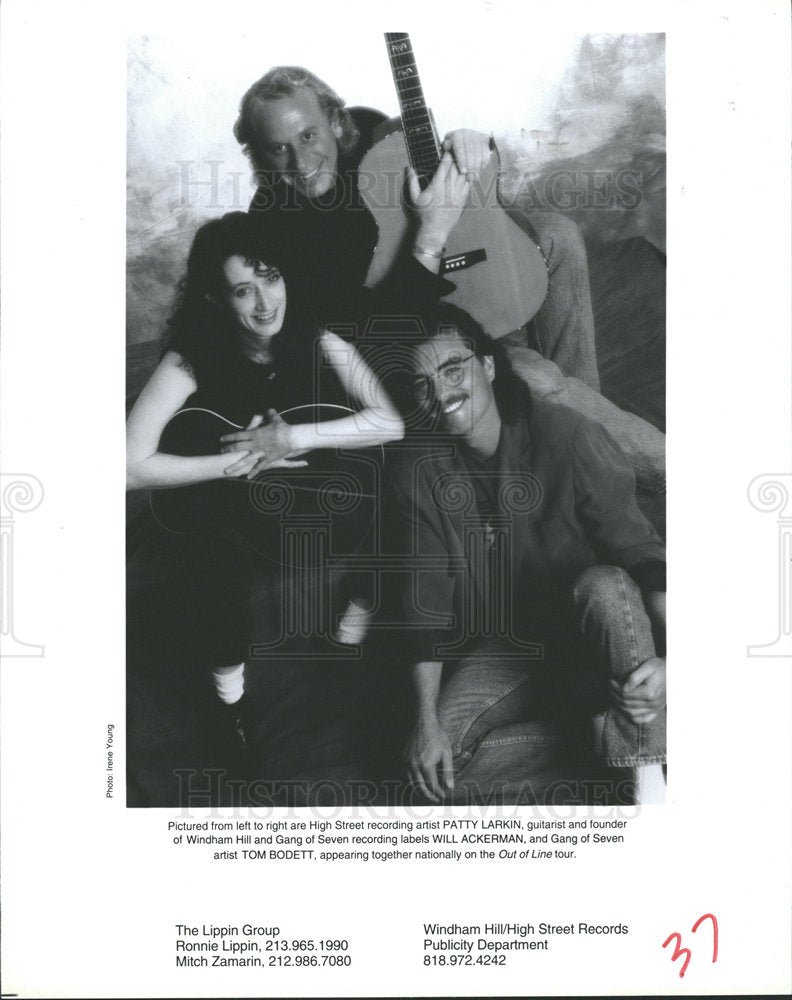 1992 Press Photo Recording Artists Larkin Ackerman Tour - Historic Images