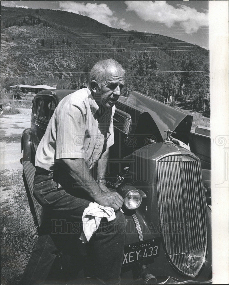 1969 Press Photo Robert Barnard Mayor Aspen - Historic Images