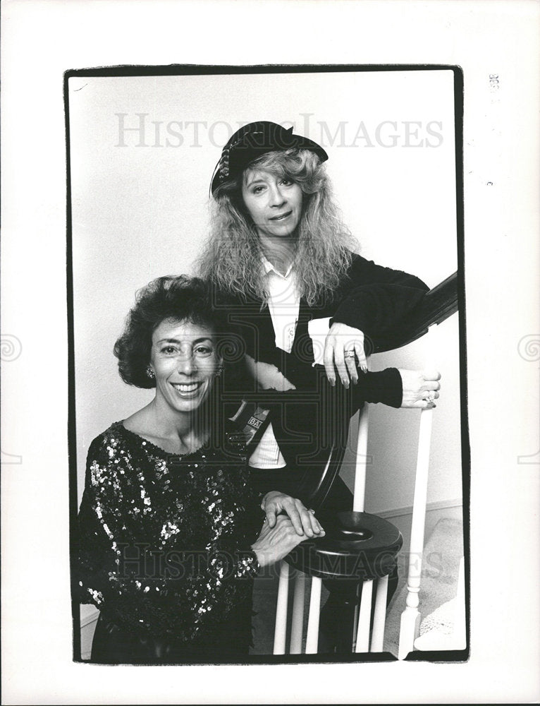 1988 Press Photo Rags Riches Albert Duemke - Historic Images