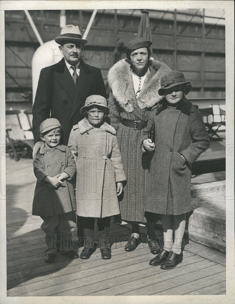 Press Photo Secretary Denver Railway Donald Bromfield - Historic Images