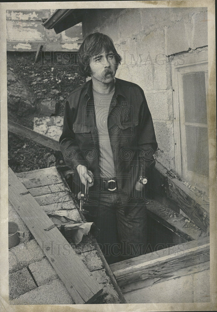 1976 Press Photo Army Contaminated Water Well - Historic Images