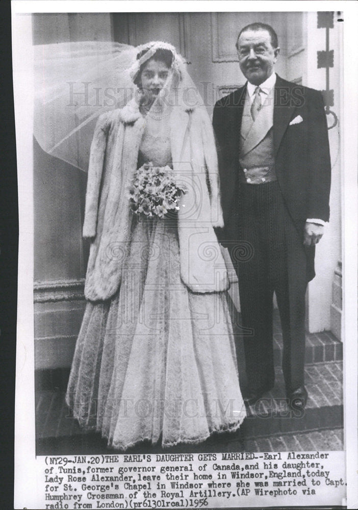 1956 Earl  Alexander and daughter Rose-Historic Images