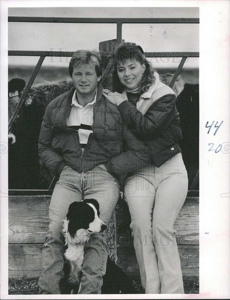 1989 Press Photo Tim Anderson and Wife, Tina  - Historic Images