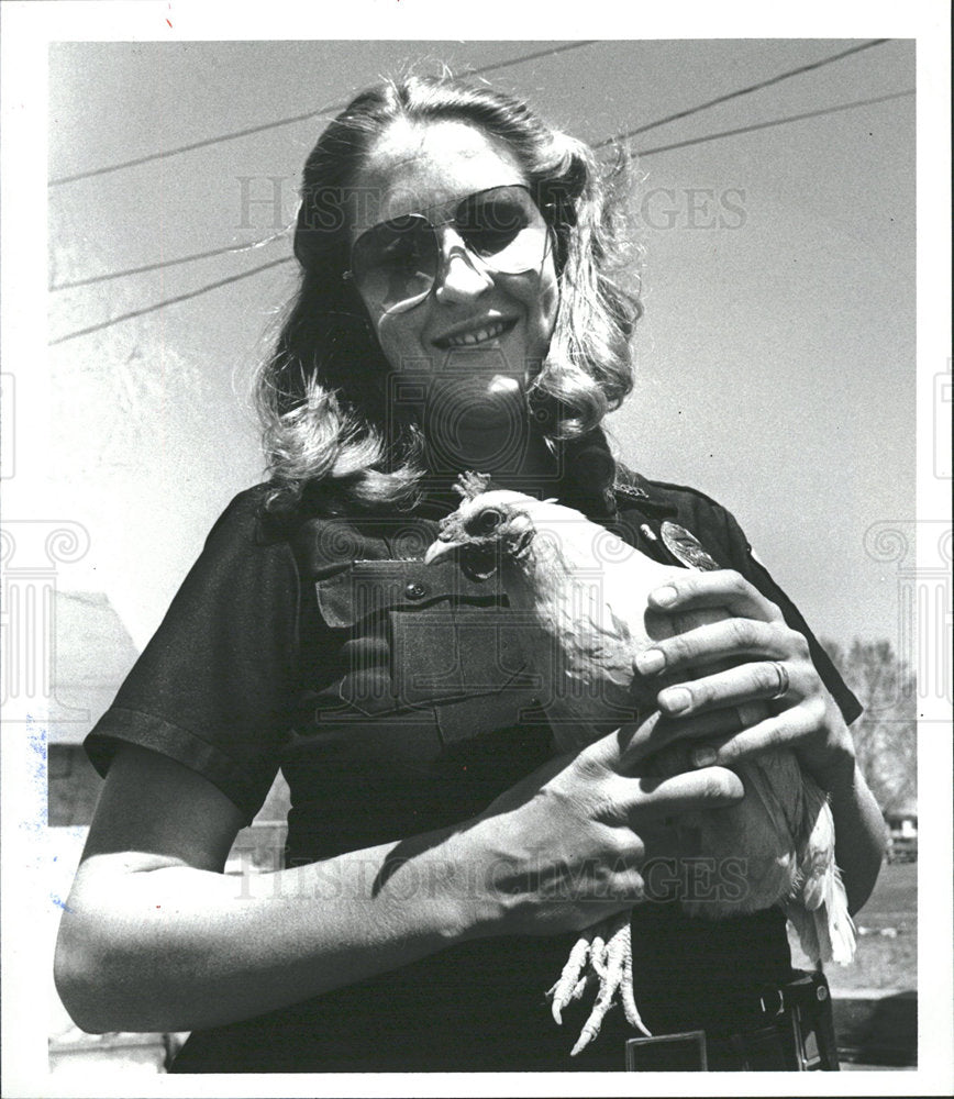 1982 Press Photo Lori Anderson Sheridan Animal Warden - Historic Images