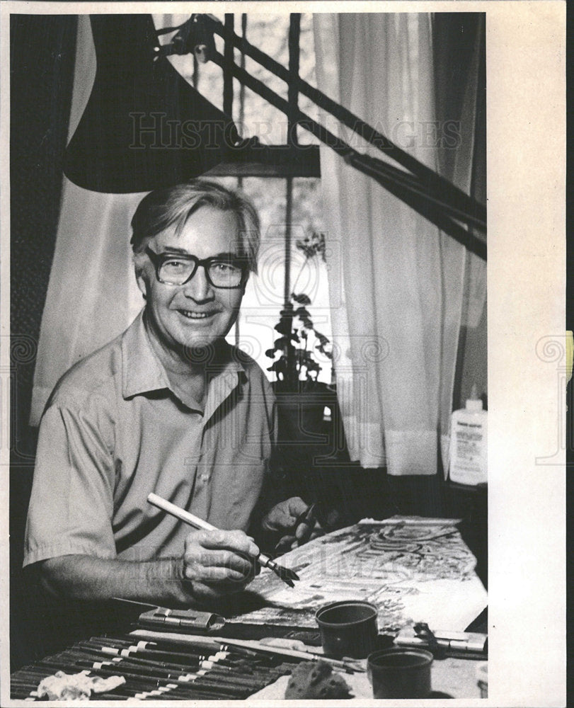 1977 Press Photo Albert McNaul Painter - Historic Images