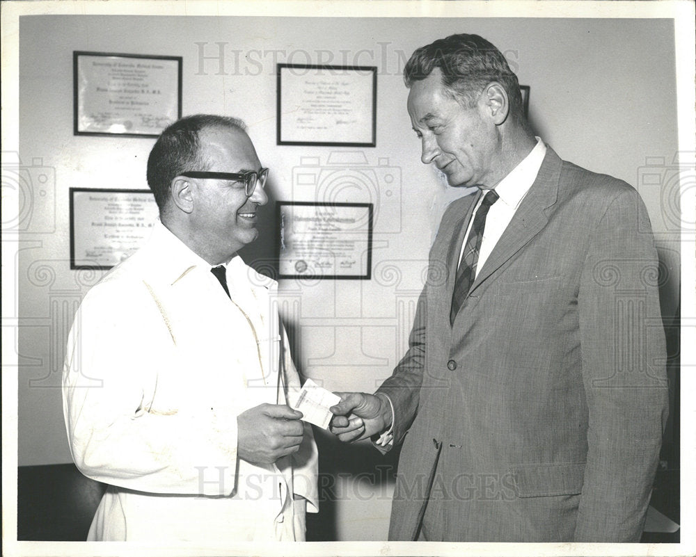 1963 Press Phot Dr Frank Cosette Colorado Medical Cysti - Historic Images
