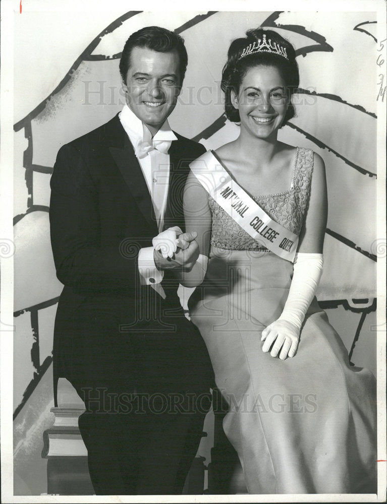1967 Press Photo Singer Robert Goulet National College  - Historic Images