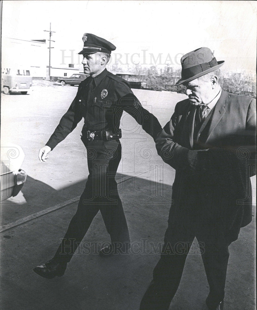 1966 Press Photo Elebrt B. Johnson Estranged Hunsband - Historic Images
