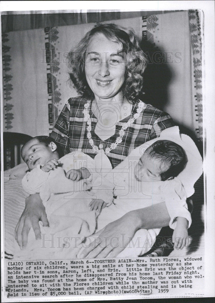 1959 Press Photo Ruth Flores Six Children Mother - Historic Images