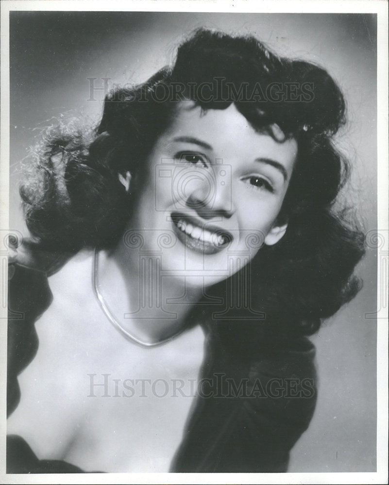 1946 Press Photo Fran Lafferty Actress Radio Host Mich - Historic Images