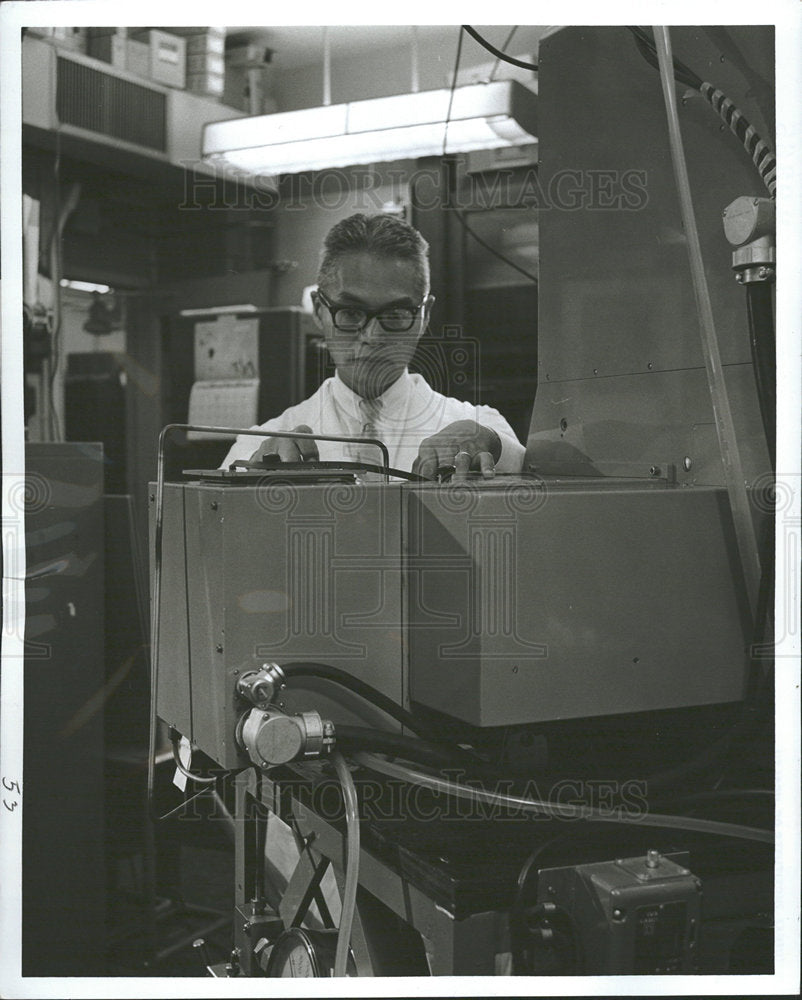 1973 Press Photo Makio Murayama Arthritis Metabolism - Historic Images