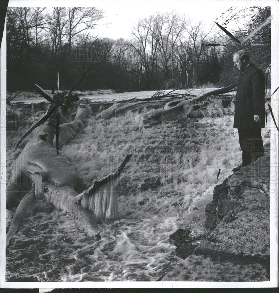 1971 Press Photo Dr. Orin G. Gelderloos - Historic Images