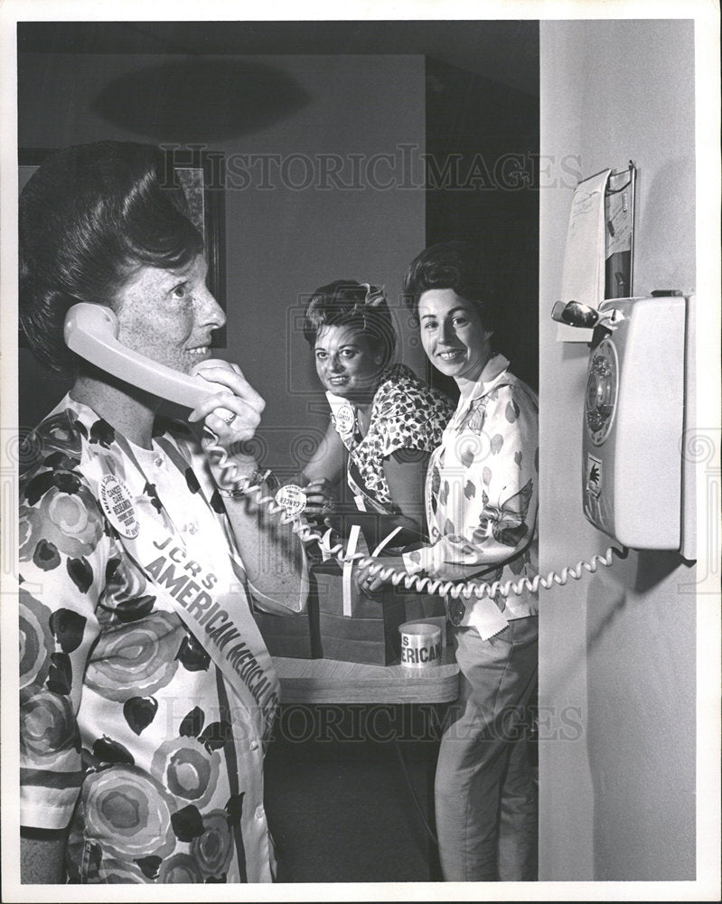 1965 Irwin Hoffberg Leon Tulper Chapter - Historic Images