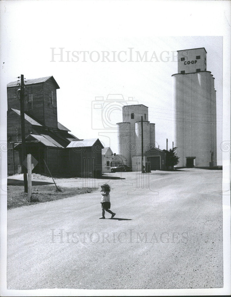 1956 Press Photo Little Virginia Boden World Solomon  - Historic Images