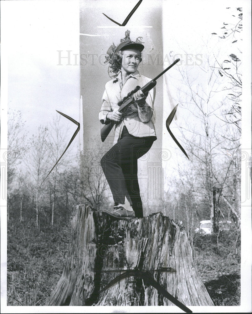 1956 Press Photo Mrs. Doley Mattson Houghton Lake - Historic Images