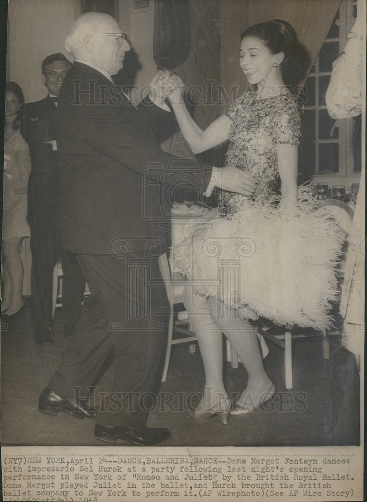 1968 Press Photo Dame Margot Fonteyn Dances Ballet - Historic Images