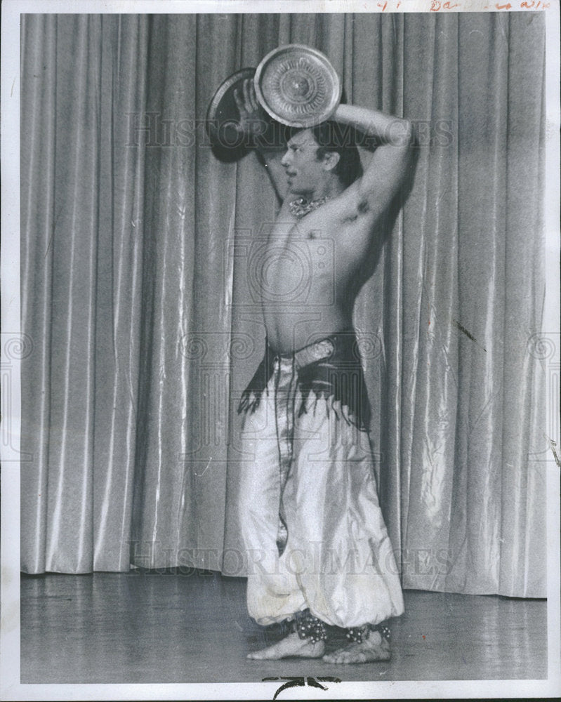1970 Press Photo East Indian Dance Bashkar  - Historic Images