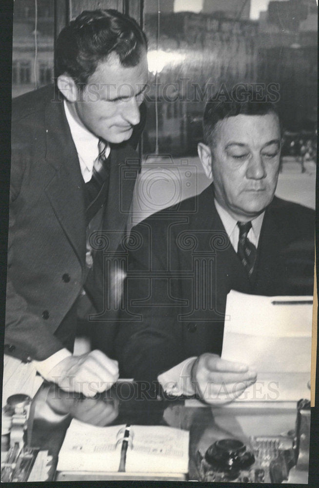 1938 Press Photo Judson Doke Officer Coxe San Francisco - Historic Images