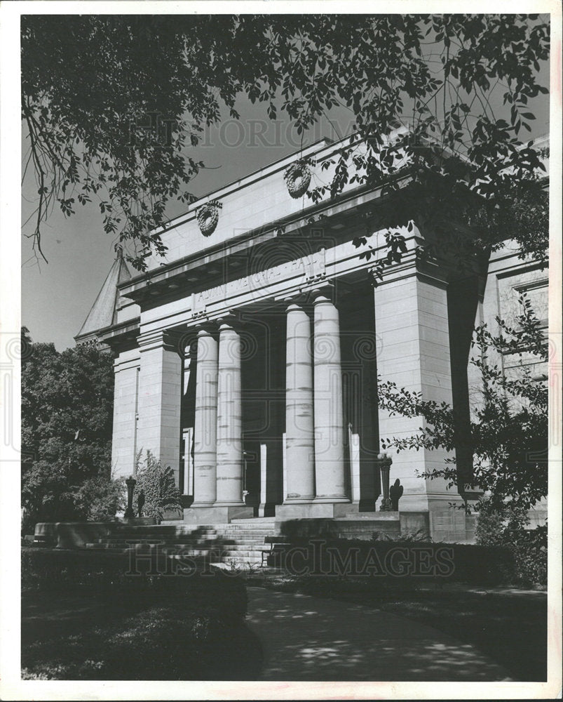 1958 Coll Museum-Historic Images