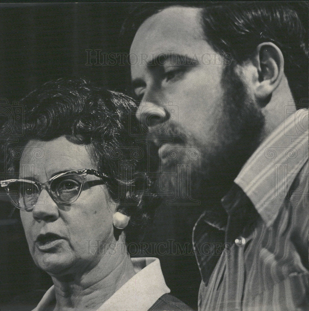 1971 Press Photo Claude Fly Held Captive - Historic Images