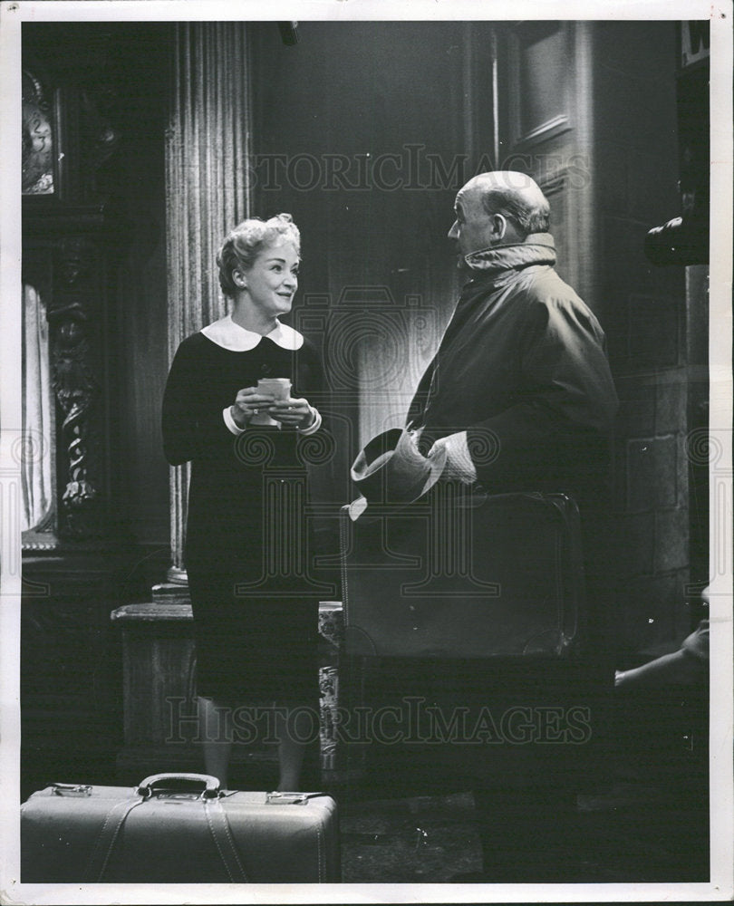 1959 Press Photo Nina Foch Actress Barry Jones TV Actor - Historic Images
