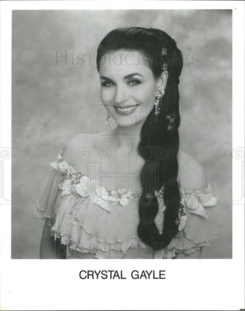 1994 Press Photo Crystal Gayle American Singer - Historic Images