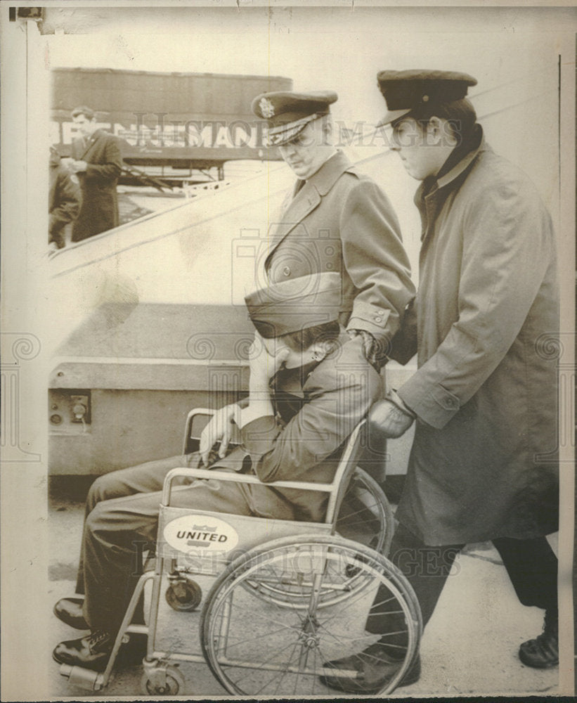 1969 Press Photo Pvt. Robert J. Hinkle - Historic Images