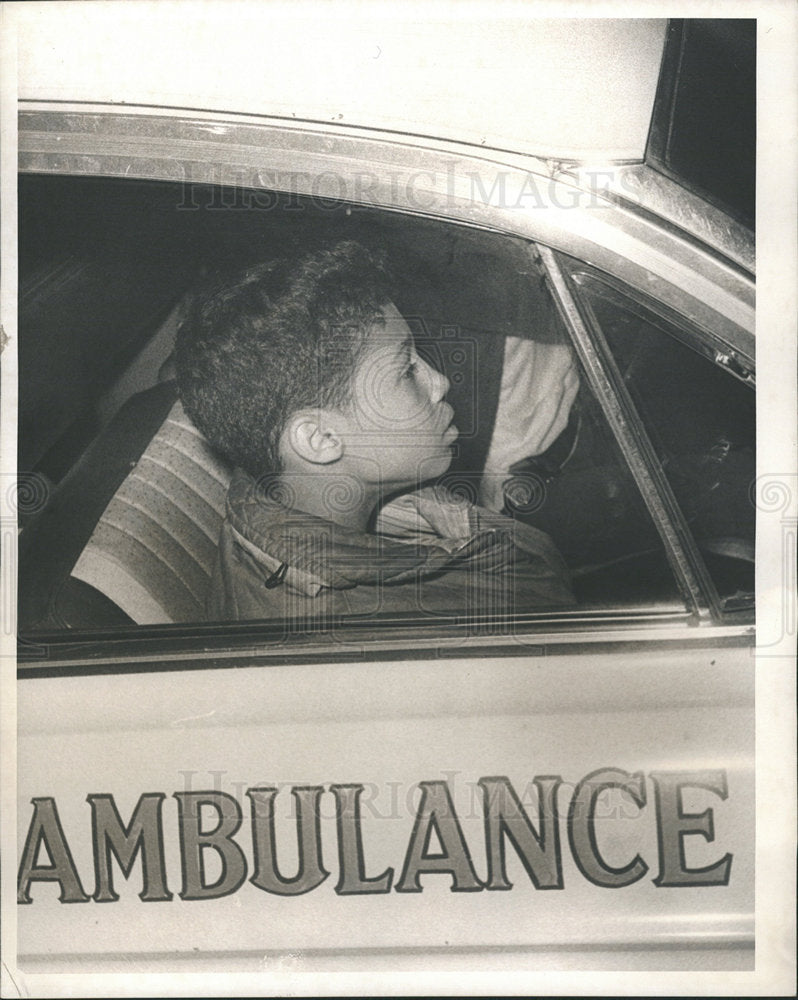 1965 Press Photo Boy Riding In Ambulance Frilot - Historic Images