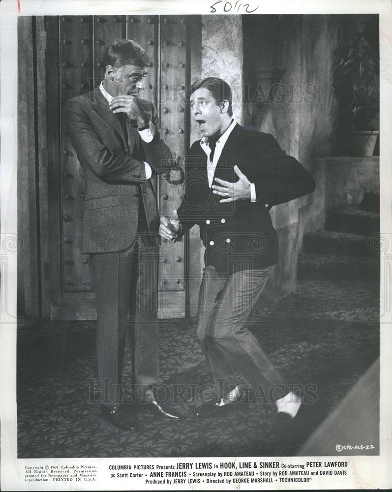 1969 Press Photo Jerry Lewis Hook, Line, & Sinker - Historic Images
