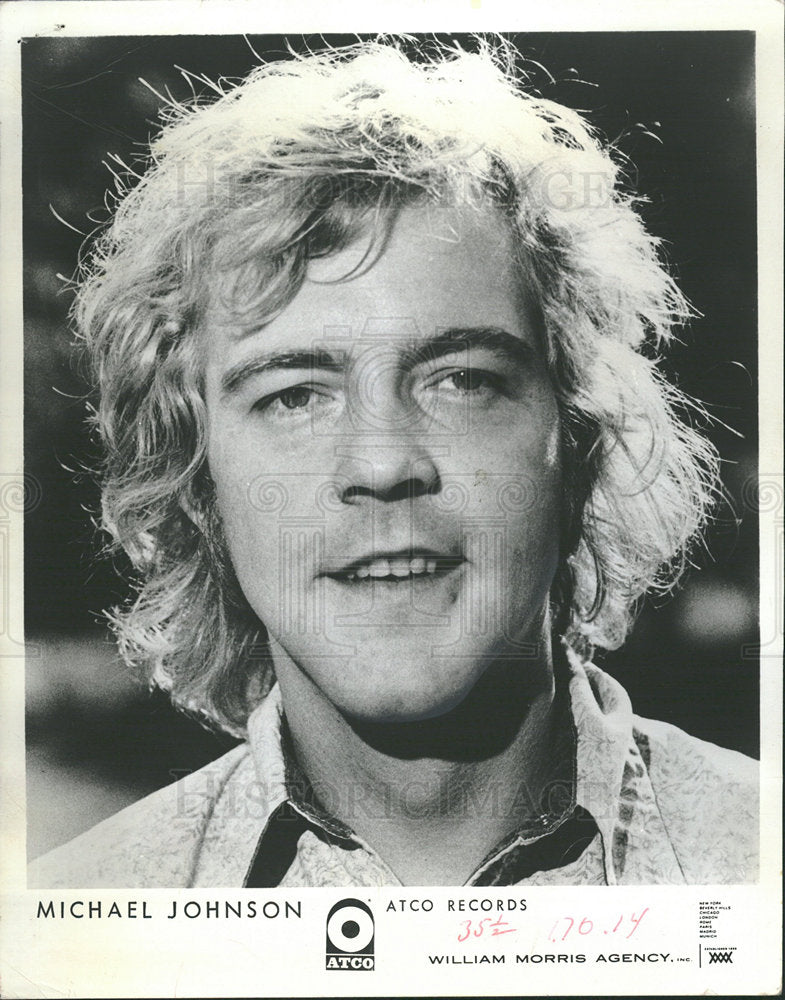 1974 Press Photo MICHAEL JOHNSON GUITARIST SINGER - Historic Images