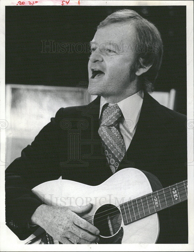 1974 Press Photo Impressionist John Byner - Historic Images