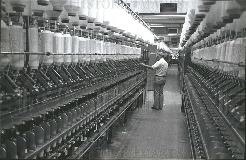 1985 Press Photo Wamsutta Mills Spinning Frames - Historic Images