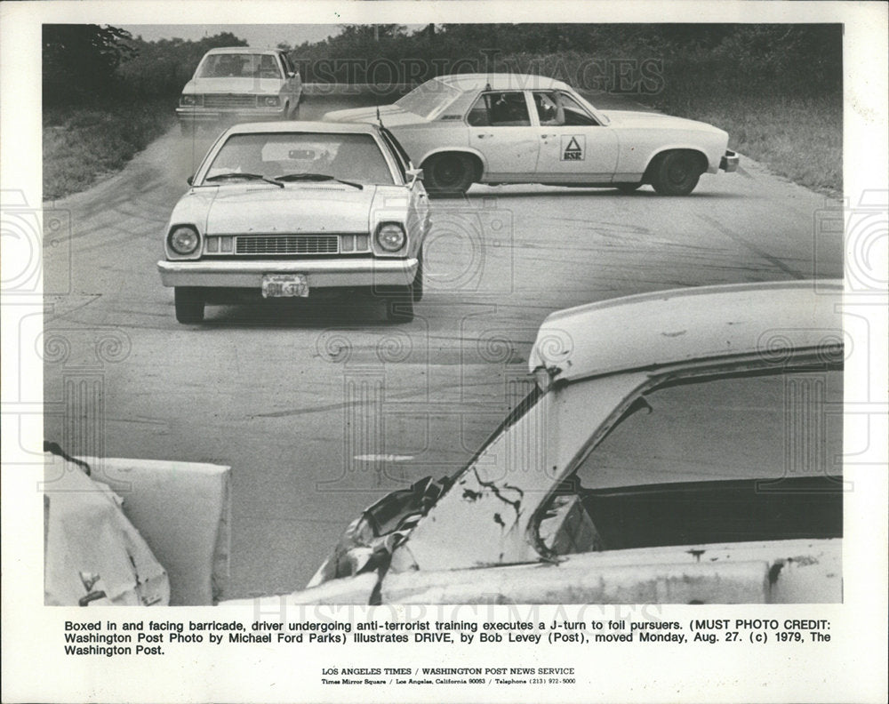 1979 Press Photo Anti-Terrorist Training Driver Turns - Historic Images