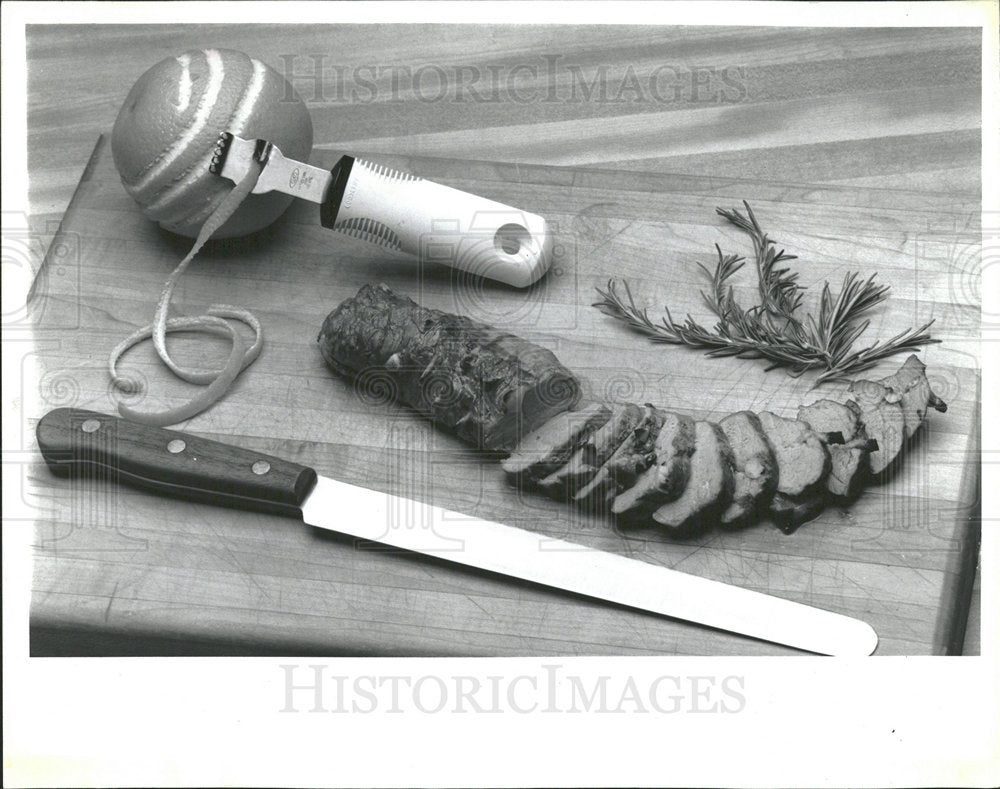 1992 Press Photo Pork Tenderloin Cut With Garnish - Historic Images