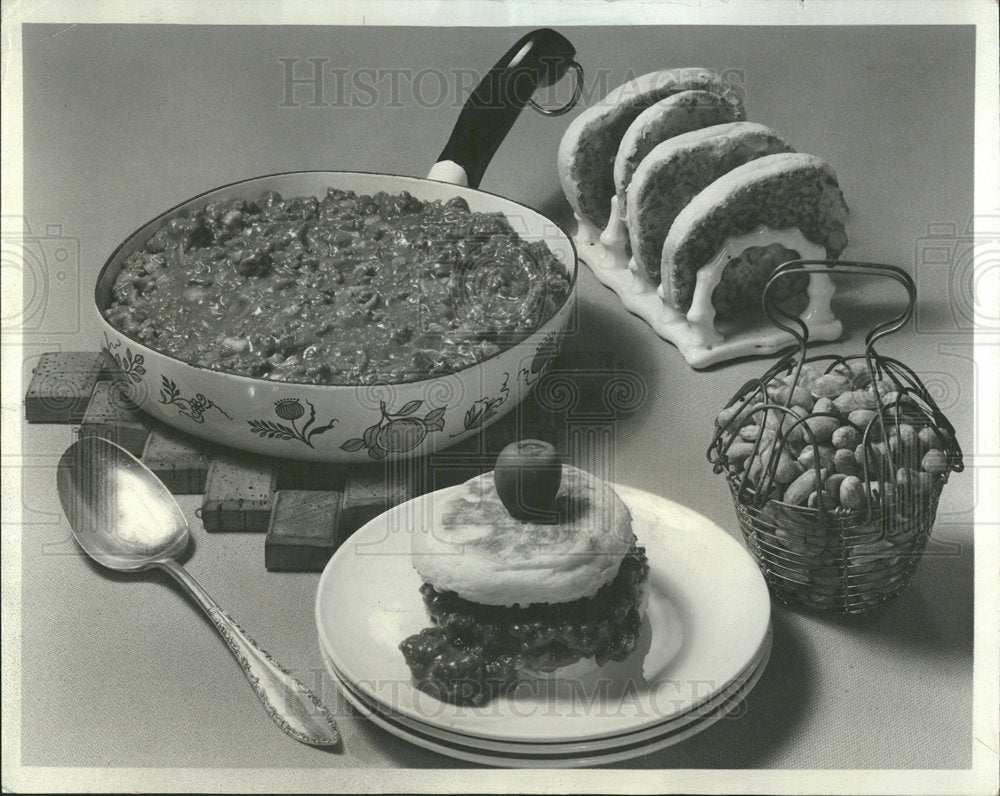 1966 Press Photo peanuts sloppy joes flavor texture - Historic Images
