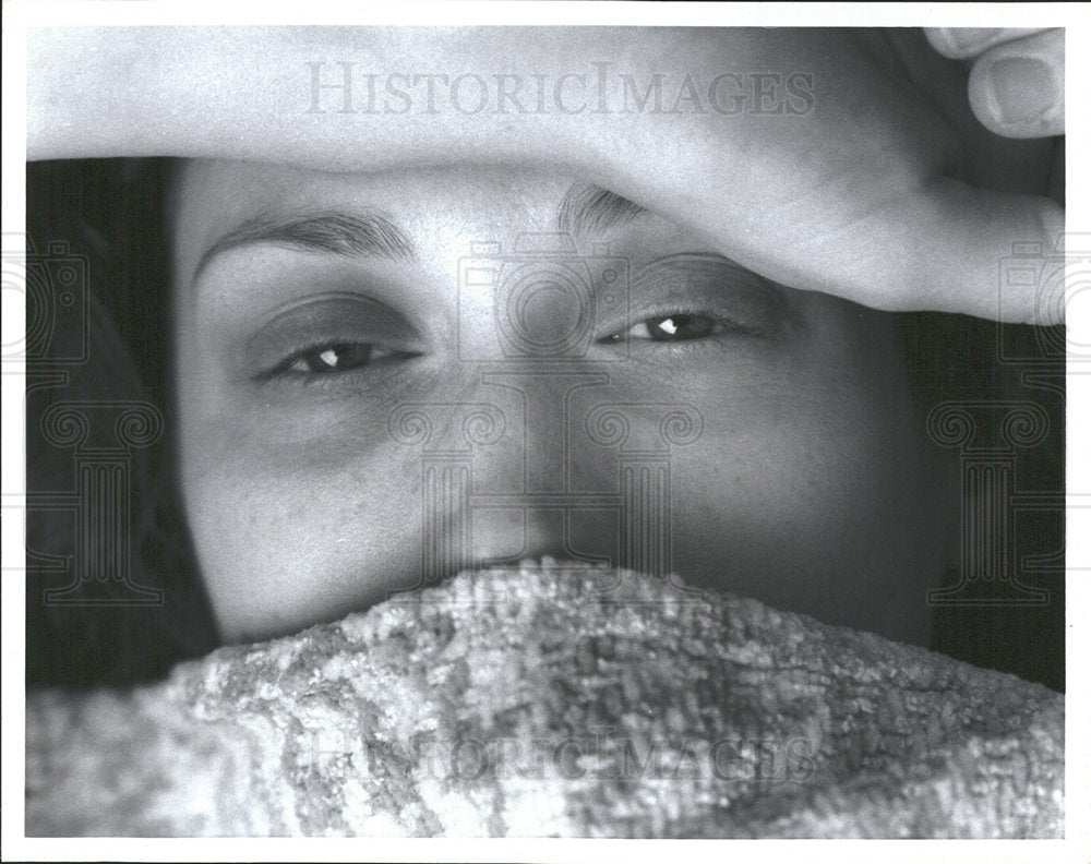 Press Photo A Person Trying To Sleep - Historic Images