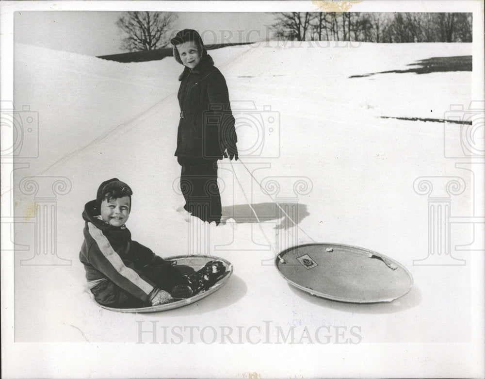 1955 Saucer Shaped Sleds - Historic Images