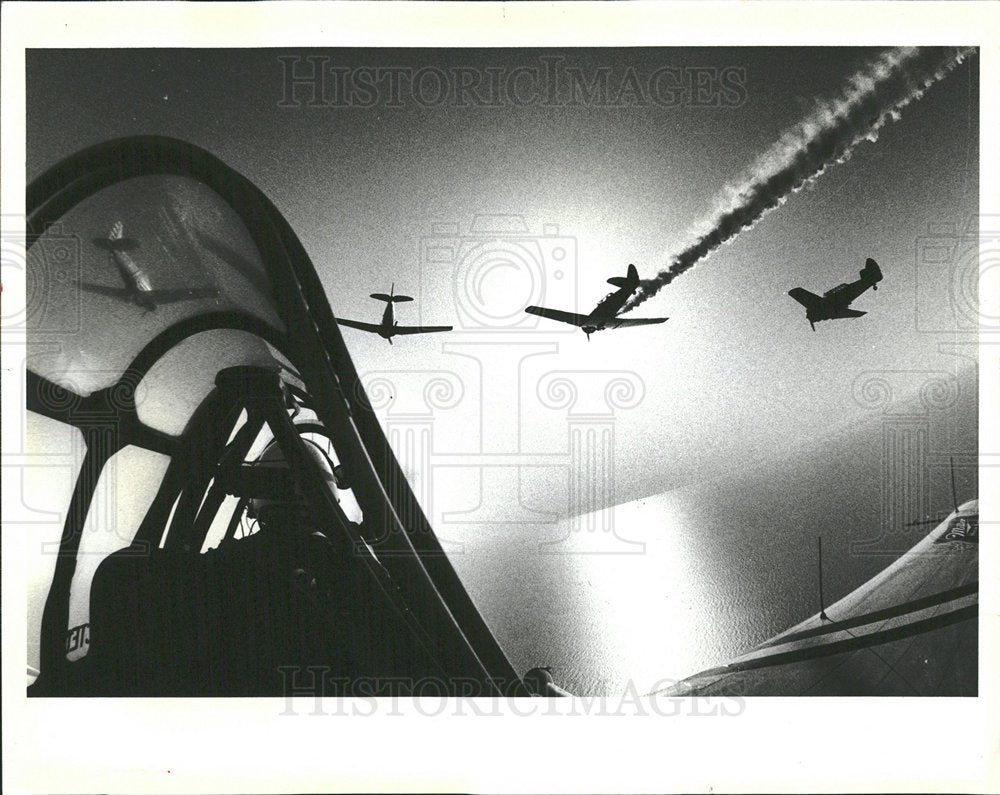 1983 Press Photo Plane Miller High Life Squadron - Historic Images
