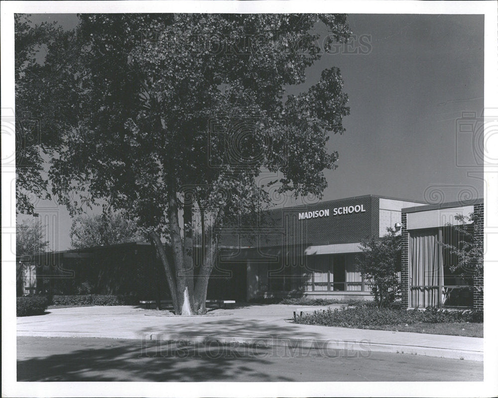 1965 Press Photo Madison Elementary School, Skokie, Ill - Historic Images
