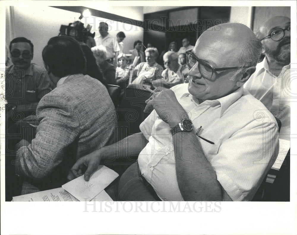 1987 Press Photo Skokie resident Jim Bienias  - Historic Images