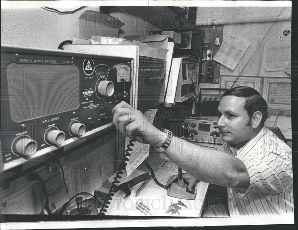 1972 Press Photo Civil Defense Control room  - Historic Images