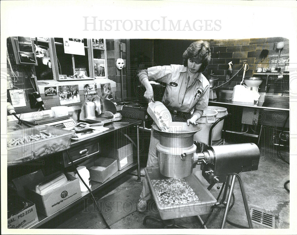 1987 Press Photo Chicago Brookfield Zoo Commissary - Historic Images