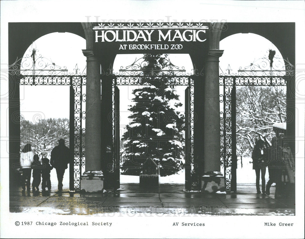 1987 Press Photo Brookfield Zoo Holiday Magic - Historic Images