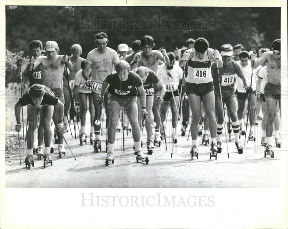 1984 Press Photo Banana Belt Club Roller skiers race - Historic Images