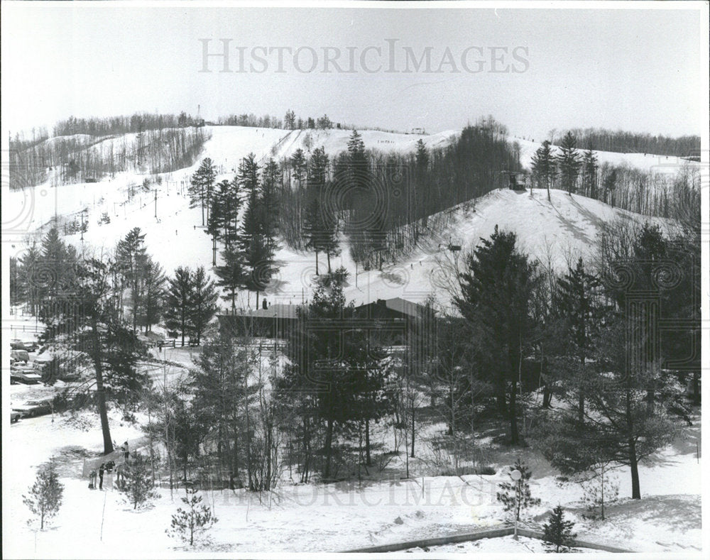 1976 Press Photo Mount Telemark Ski Area Lodge Cable - Historic Images
