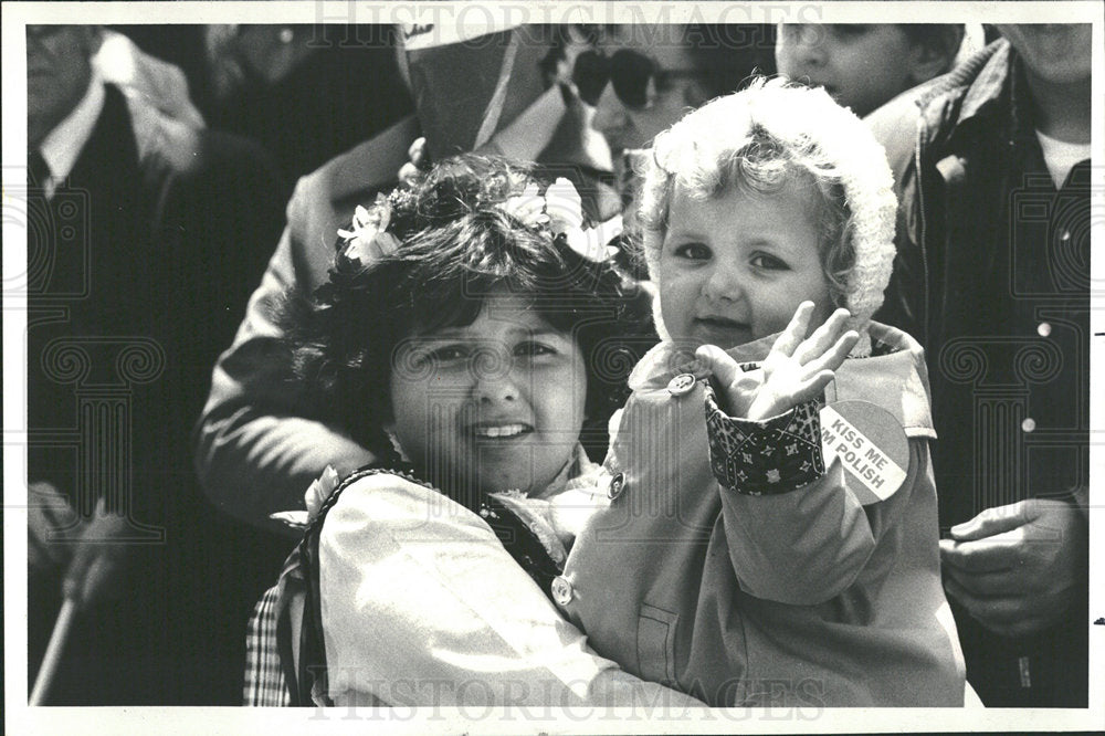 1979 Press Photo Bernadette Knapik and Neice, Donna - Historic Images