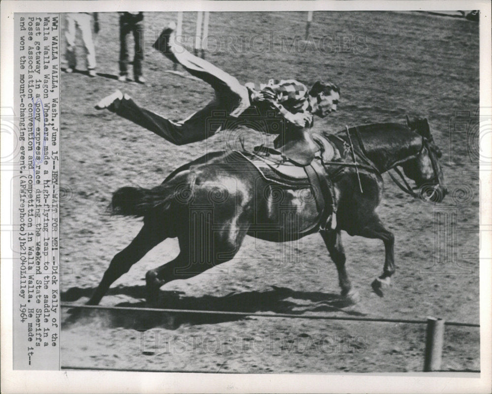 1964 Press Photo Dick Kelly Wagon Pony Express race - Historic Images