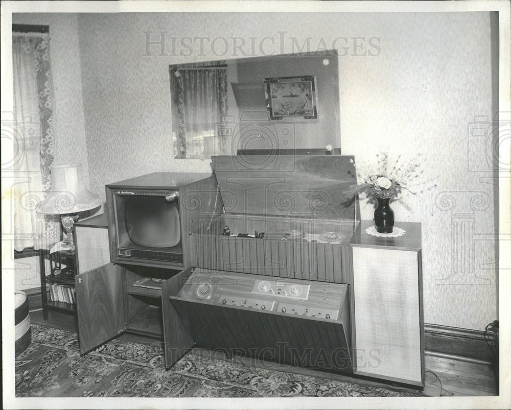 1959 Press Photo TV Music Center Changer tape recorder - Historic Images